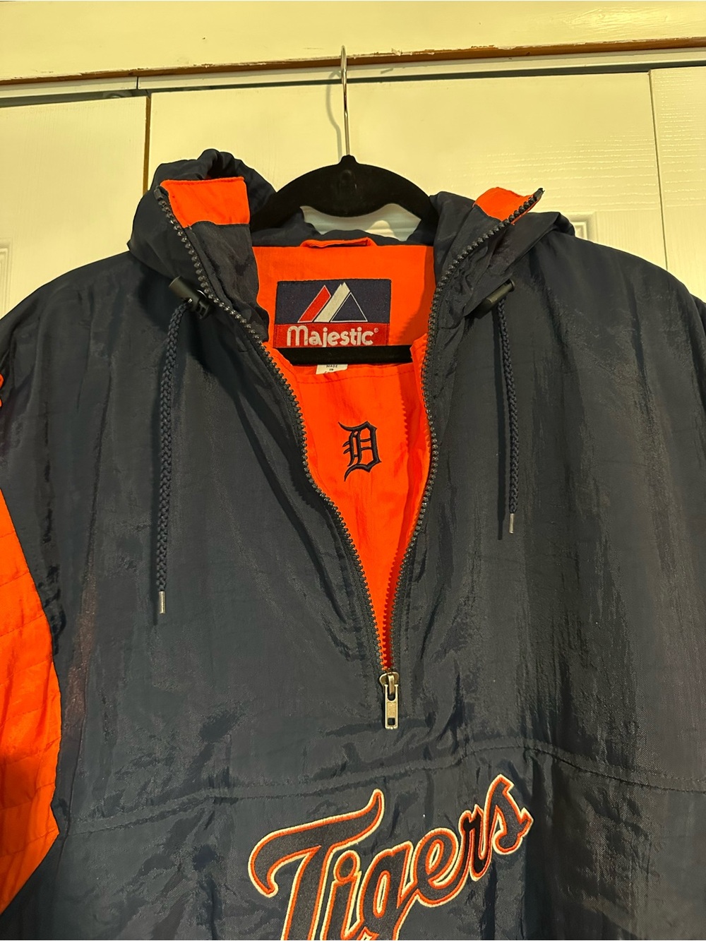 Tigers Pullover Hoodie - Picture 3 of 5